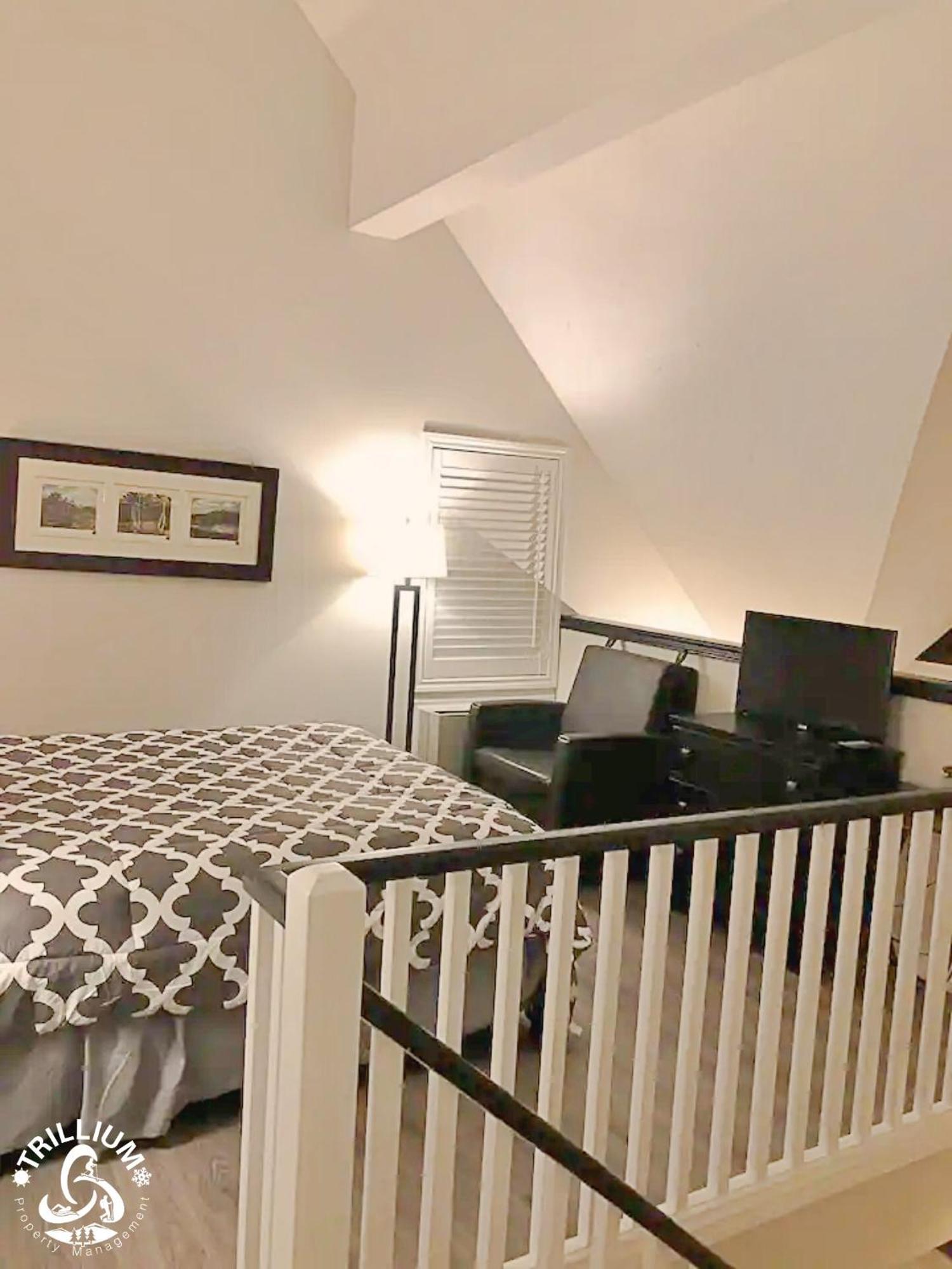 Blue Mountain, Collingwood - Loft Condo, Sleeps 4 Blue Mountains Eksteriør billede